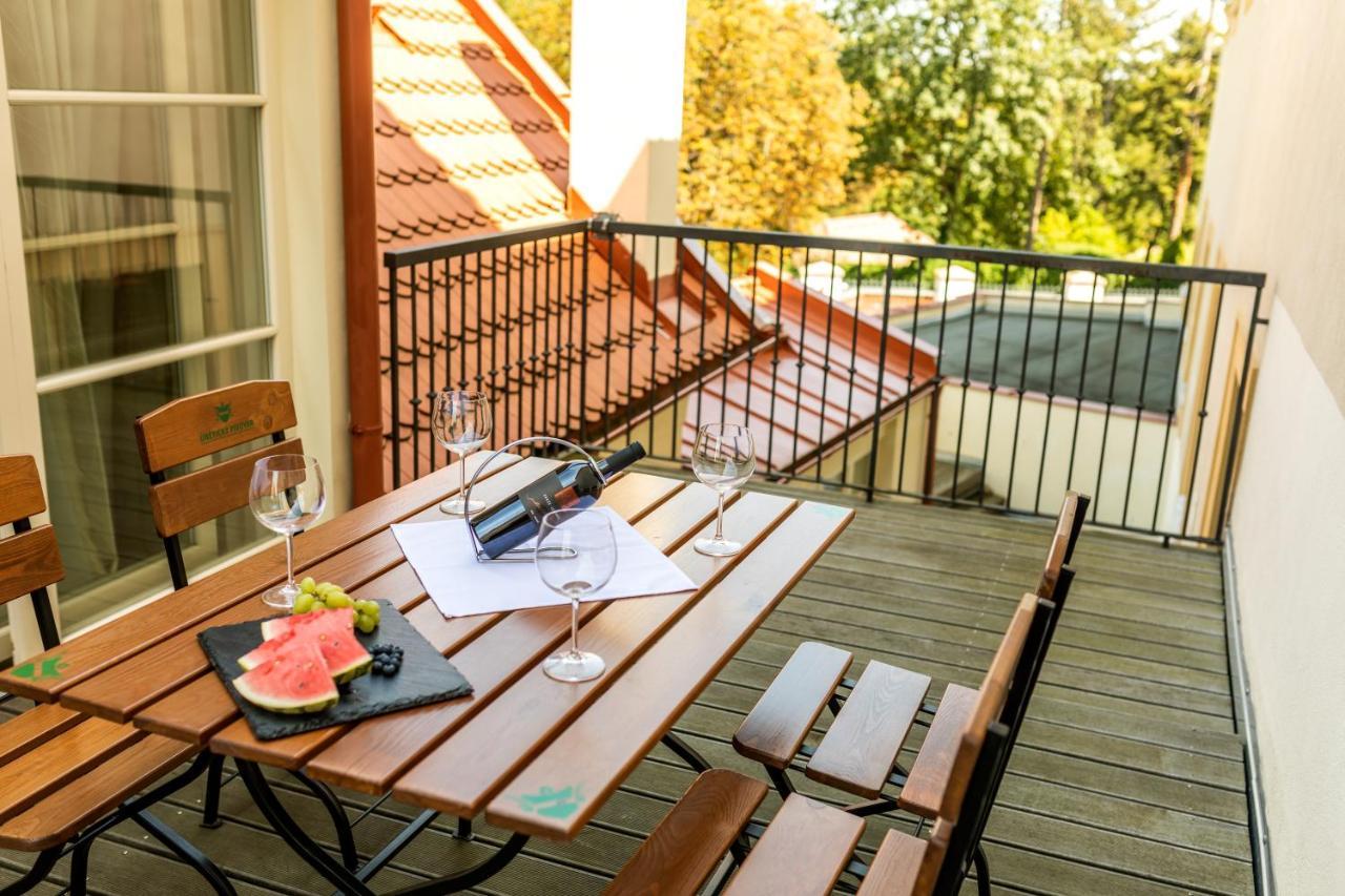Aparthotel Tycho De Brahe Прага Екстериор снимка
