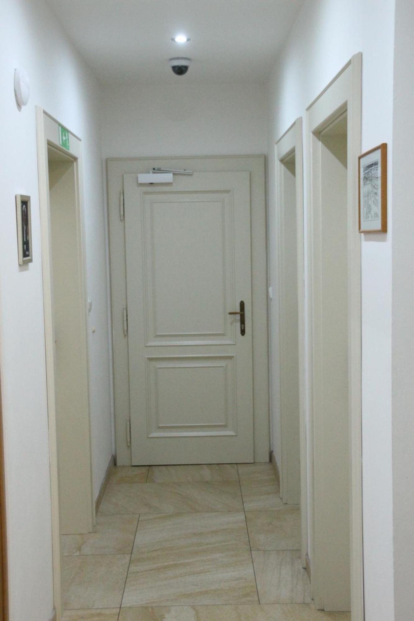 Aparthotel Tycho De Brahe Прага Екстериор снимка